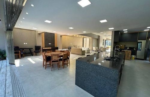 Bertioga Casa | House in Riviera de São Lourenço