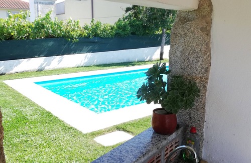 Caminha Casa | Casa en zona rural cerca de la montaña y el mar.