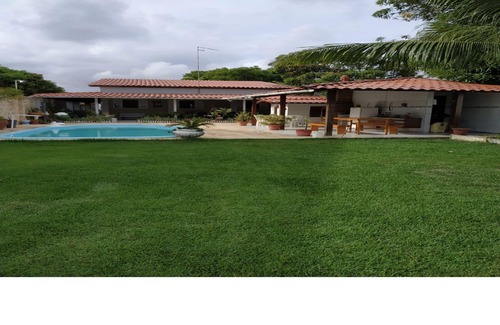 Pontal de Serrambi Casa | Casa en Serrambi, con piscina, barbacoa y a menos de 30 metros de la playa.