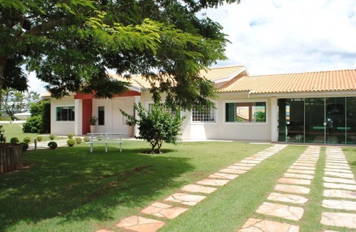 Paranapanema Cabaña | Casa en la Represa (200m de la frontera), piscina, 4 suites de confort en la naturaleza