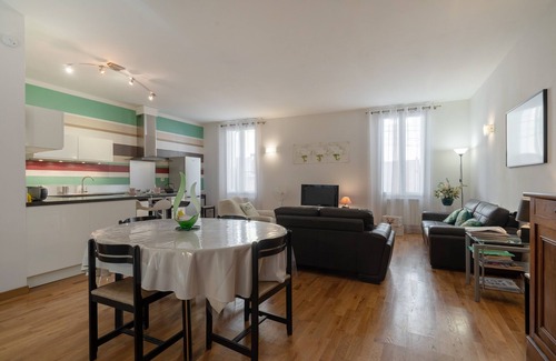 Marseillan Casa | Casa en el corazón del pueblo 3 * en una zona tranquila y auténtica.
