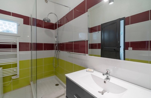 Marseillan Casa | Casa en el corazón del pueblo 3 * en una zona tranquila y auténtica.