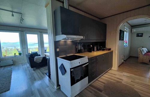 Lyngen Casa | House in the heart of the Lyngen Alps with best view