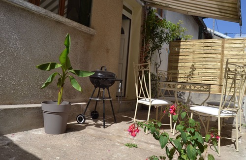 Jars Casa | Casa en el corazón de un pequeño pueblo en Sancerrois