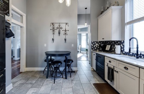 Edgehill Casa | ¡¡Nuevo listado!! 100% a pie hasta Gulch, Midtown, Music Row y Universidades.