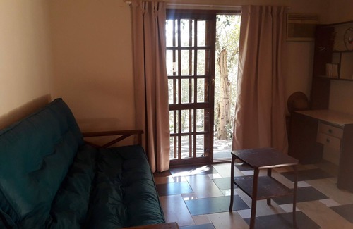 Rio Ceballos Casa | Casa en medio de la montaña. Ubicacion a 500mt del rio y de la avenida principal