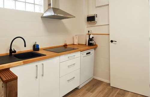 Sant Cugat del Valles Apartamento | Casa en la montaña, con vistas y con piscina a 15 min Barcelona