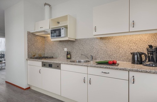 Volendam Apartamento | Apartamento reformado de estilo Volendam