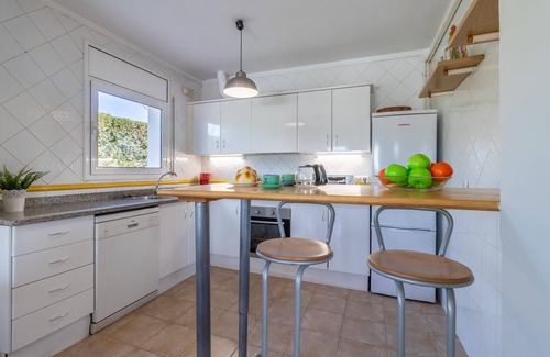 Sant Pere Pescador Chalet De Esquí | Casa La Barca - A/A, wifi, barbacoa, garaje, piscina privada, 200 m de la playa