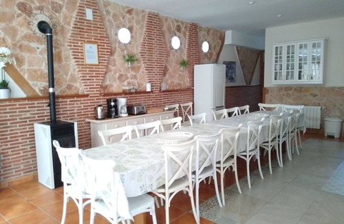 Castroserna de Abajo Casa | Casa "La Laguna del Valle" 20 plazas