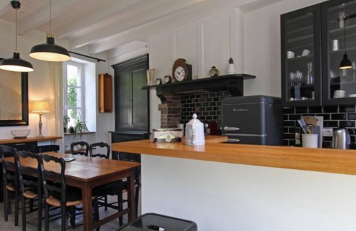 Sainte-Marie-du-Mont Casa | House located on the charming central square of the village of Sainte-Marie-du-Mont