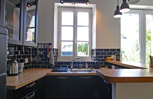 Sainte-Marie-du-Mont Casa | House located on the charming central square of the village of Sainte-Marie-du-Mont