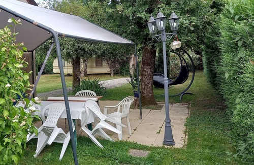 Eguzon-Chantome Casa | Casa ubicada en el campo a 800 metros del lago, a 4 km del pueblo de Eguzon 36270.