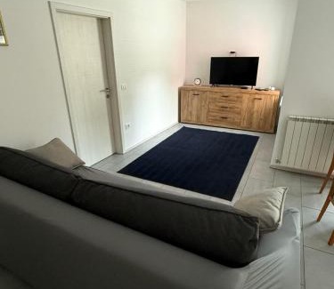 Lokev Apartamento | House Mohar