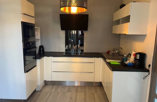 Plateau - Mont-Valerien Casa | House Mont Valerien with garden, near La Defense and Rueil 2000 with Parking