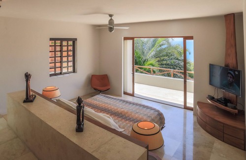 La Cruz de Huanacaxtle Casa | Casa Bella