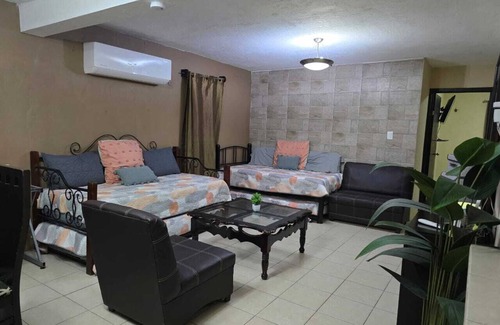 Tenosique Casa | Casa en zona tranquila y segura, las mascotas son bienvenidas.