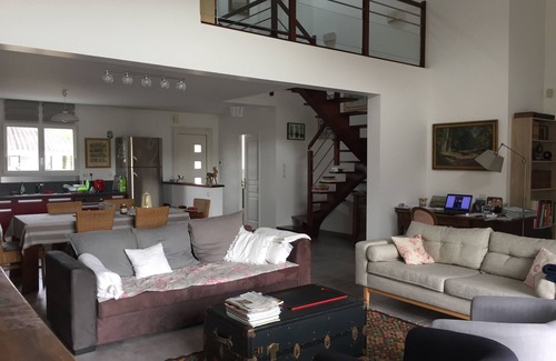 Bruges Casa | House near Bordeaux near Bassin Arcachon swimming pool SPA garden