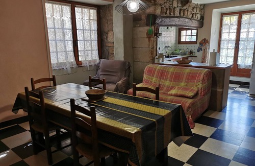 Chambonas Casa | House near river - South Ardèche - 6 to 8 people