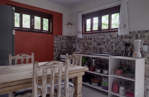Porto Belo Casa | Kitnet con excelente ubicación a 100 metros de la playa.