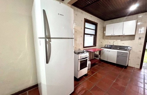 Caioba Casa | House near the beach in Caiobá with Huge Yard