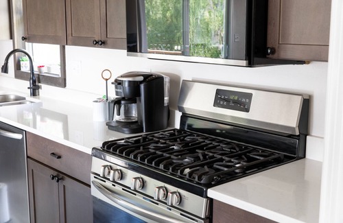 Decorah Casa | House near Trout Run Trail w/EV charger