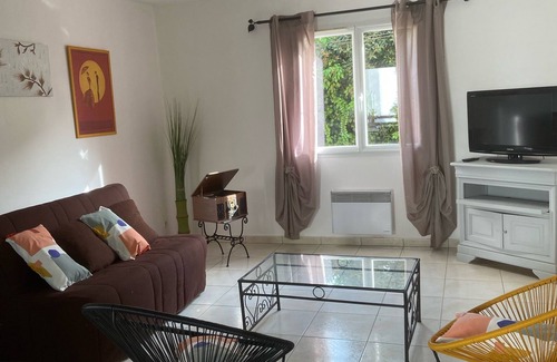 Thuir Casa | casa de 70 m2accolee tiene la propiedad principal con 6 camas y jardín de 100m
