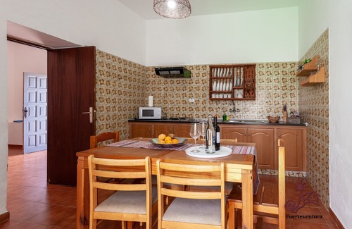 La Oliva Cabaña | Casa del Cuartel III (6 PERSONAS máximo)