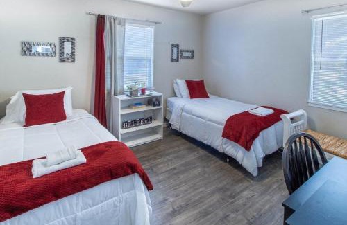 Benton Tract Casa | House of Favor