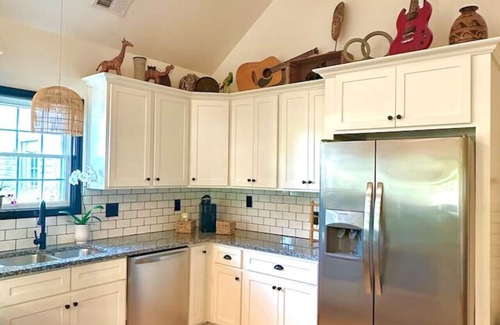 Downtown Casa | HOUSE OF ROCK - DOWNTOWN, RUPP ARENA, KEENELAND, HORSE PARK
