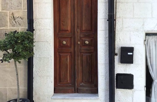 Mussomeli Casa | Solorzano house