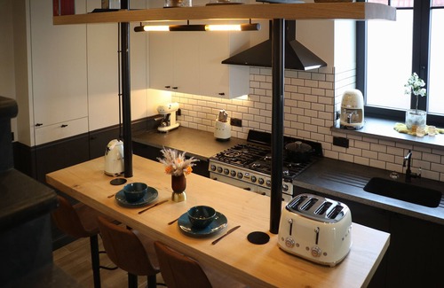 Sijsele Casa | House of station master voiture 30
