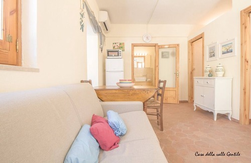 Mattinata Casa | House of the gentle valley