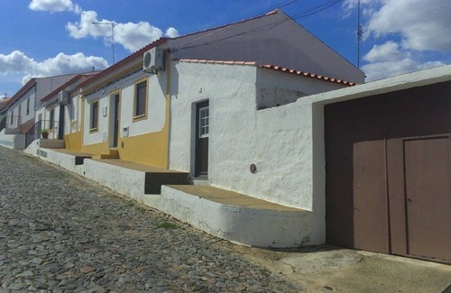 Moura Cabaña | Casa de los Estaços - Casas del Ardila