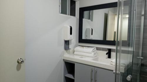 Avenida Revolucion Hotel | House of Varz