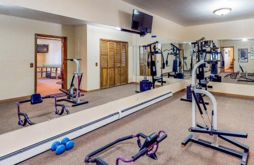 Montgomery Estates Casa | House on Cold Creek