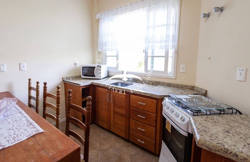 Ponta das Canas Casa | House on Offer Residential with Swimming Pool