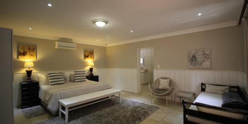 Windhoek Cama Y Desayuno | House on Olof Palme