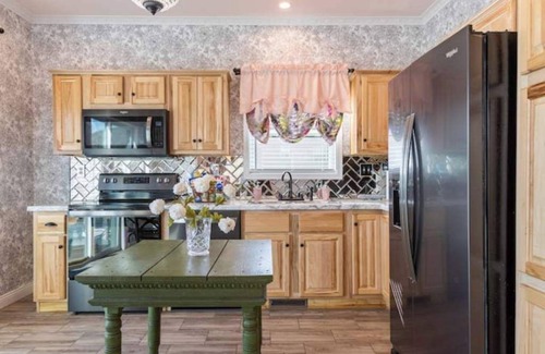 Saint Mary's Casa | House on Pond in Idaho Springs with Hot Tub - New Construction Custom Built!
