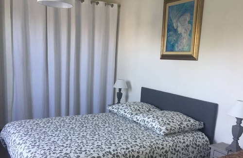 Besse-sur-Issole Casa | CASA EN EL LAGO