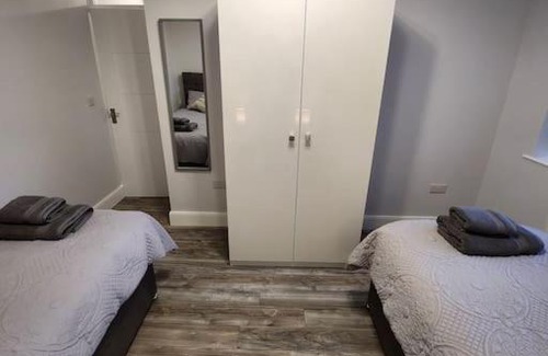 Luton Casa | House on the Furrows