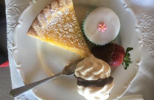 Huonville Cama Y Desayuno | House on the Hill Bed and Breakfast