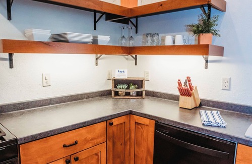 Hill City Apartamento | House on the Hill – Your Perfect Getaway in Hill City, South Dakota