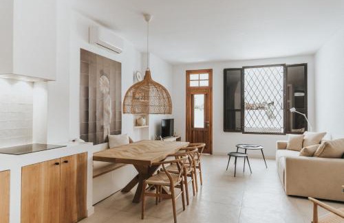 Las Acacias Apartamento | House on walking distance beach Pedregalejo Malaga