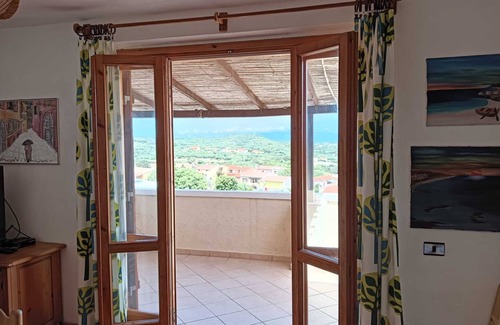 Ruoni Casa | House panoramic views of large seas.