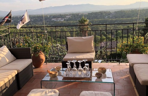 Frejus Casa | Vista panorámica de la casa