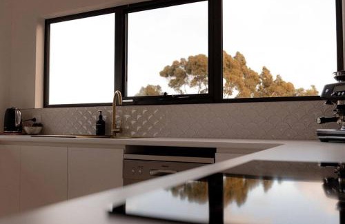 Stieglitz Casa | House Peron - Bayside Luxury