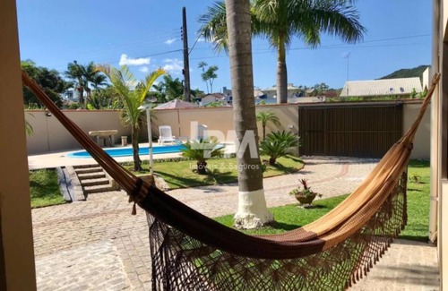 Itapema Casa | House Pool Area Goumet 05 Rooms 06 spaces
