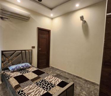 Lahore Casa | House Portion with One Bedroom in Johar Town Lahore