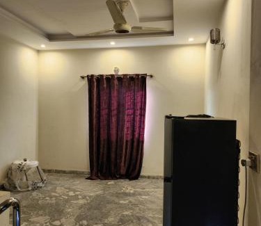 Lahore Casa | House Portion with One Bedroom in Johar Town Lahore